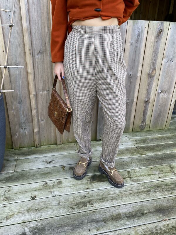 Pantalon vintage a carreaux 1 scaled