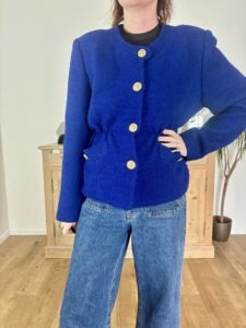 Veste upcyclée en tweed.