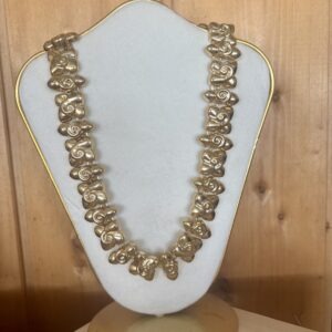 Collier floral, années 80.